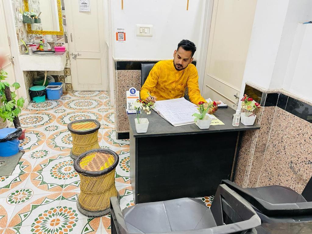 S. K. Guest House Bikaner Bagian luar foto