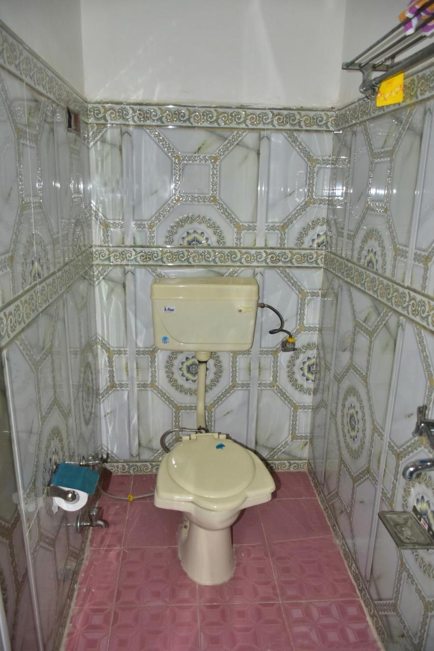 S. K. Guest House Bikaner Bagian luar foto