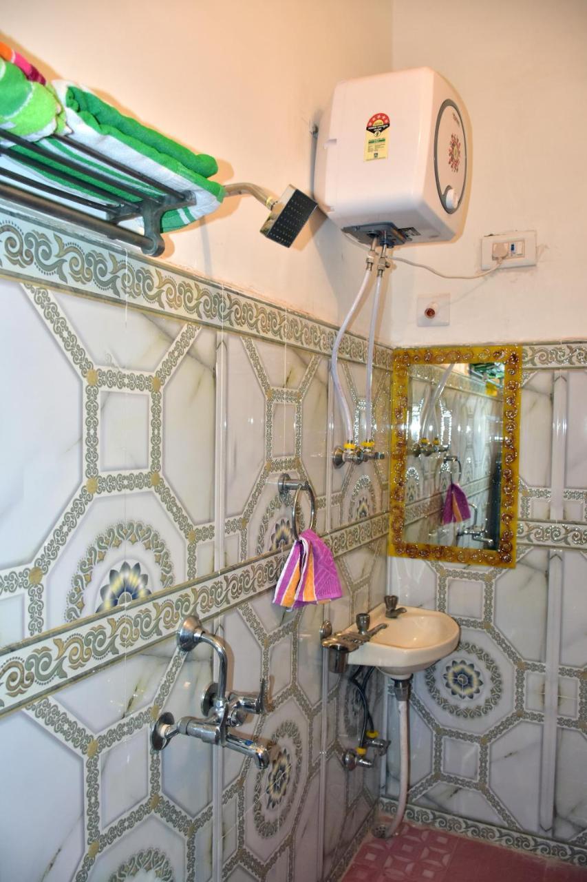 S. K. Guest House Bikaner Bagian luar foto